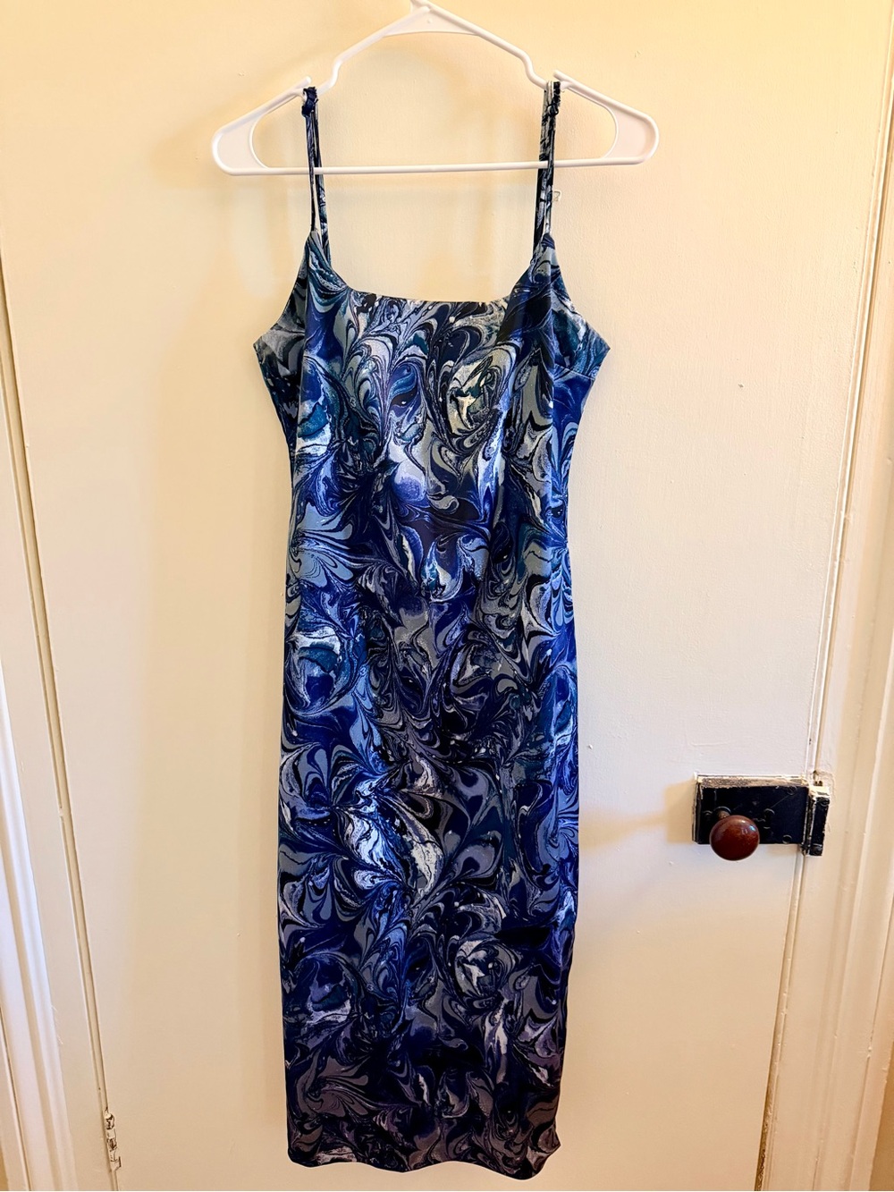 Abercrombie & Fitch Navy and White Marble-Print Midi Dress